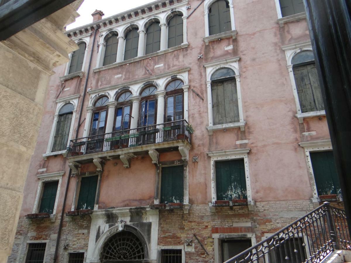 ヴェネツィアPalazzo Boldu - Ca' Colombinaアパートメント エクステリア 写真